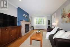 1 PINEGROVE AVENUE | Toronto Ontario | Slide Image Six