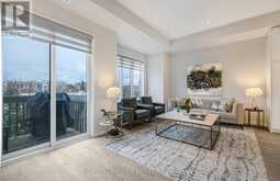 12 GENUINE LANE | Richmond Hill Ontario | Slide Image Eighteen