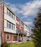 12 GENUINE LANE | Richmond Hill Ontario | Slide Image Forty-five
