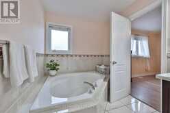 30 SAINT AVENUE | Bradford West Gwillimbury Ontario | Slide Image Twenty-one