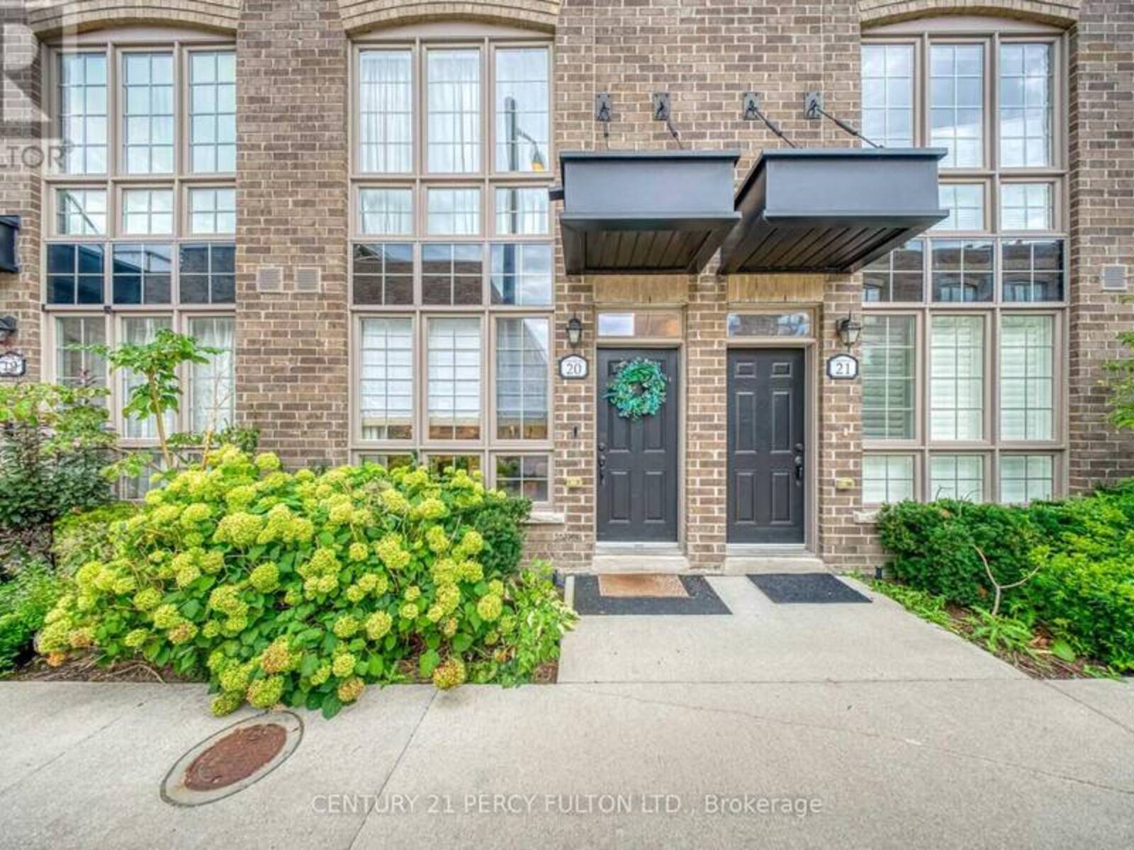 20 - 26 ERNEST AVENUE, Toronto, Ontario M6P 3L8