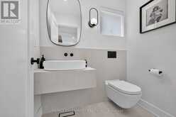 429 CLAREMONT CRESCENT | Oakville Ontario | Slide Image Eighteen