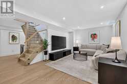 429 CLAREMONT CRESCENT | Oakville Ontario | Slide Image Thirty-five