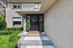 429 CLAREMONT CRESCENT | Oakville Ontario | Slide Image Five