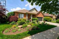 20 CARDINAL LANE | Paris Ontario | Slide Image Six