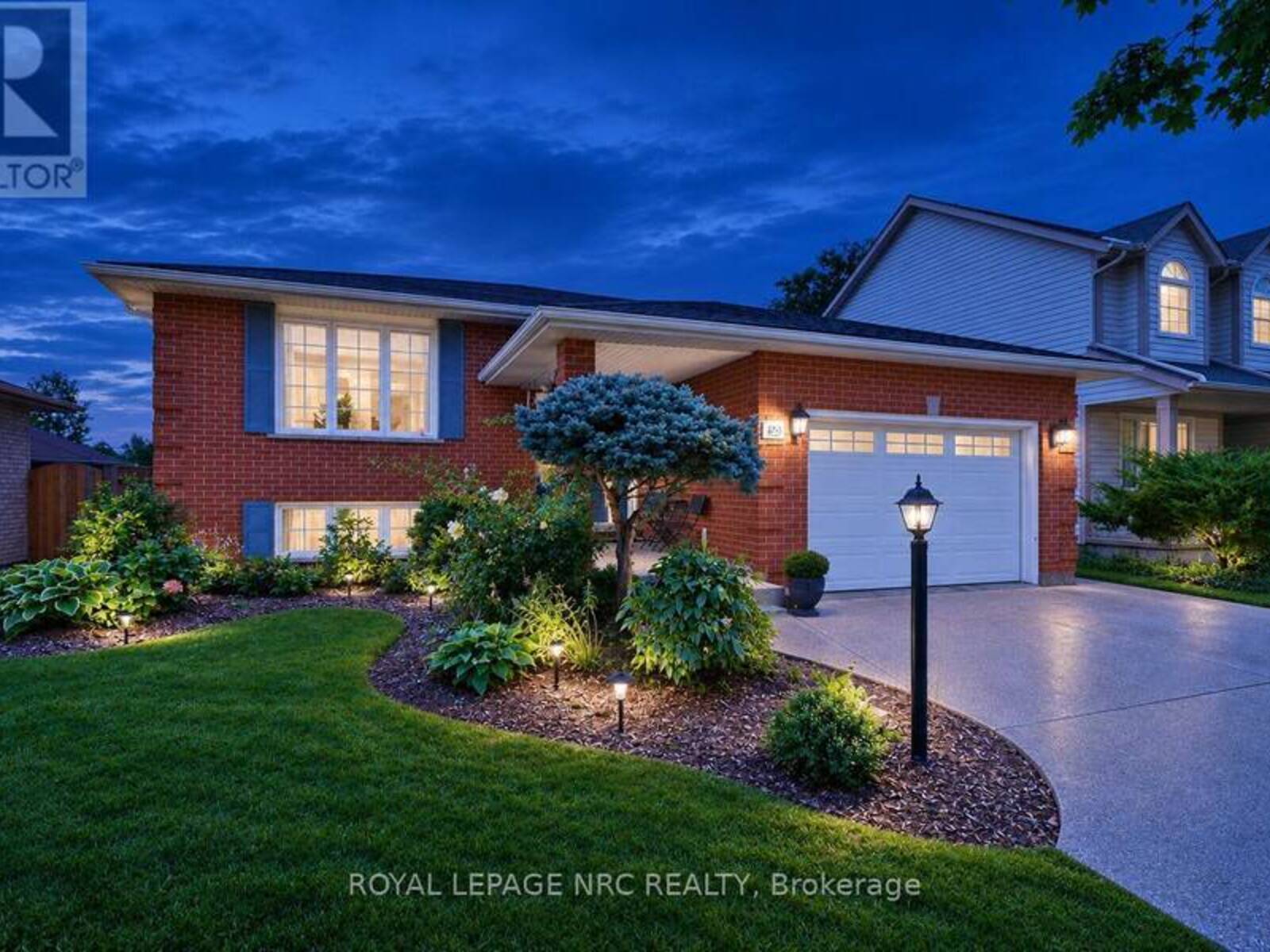 39 WEST FARMINGTON DRIVE, St. Catharines, Ontario L2S 3S3