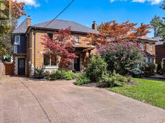 10 FIELD AVENUE Toronto Ontario, M4G 1Y6