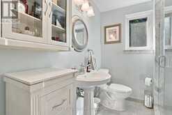 77 GLEN DAVIS CRESCENT | Toronto Ontario | Slide Image Forty