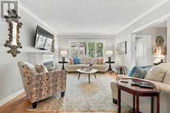 77 GLEN DAVIS CRESCENT | Toronto Ontario | Slide Image Eight