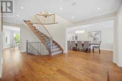 2017 LADY DI COURT NW | Mississauga Ontario | Slide Image Four