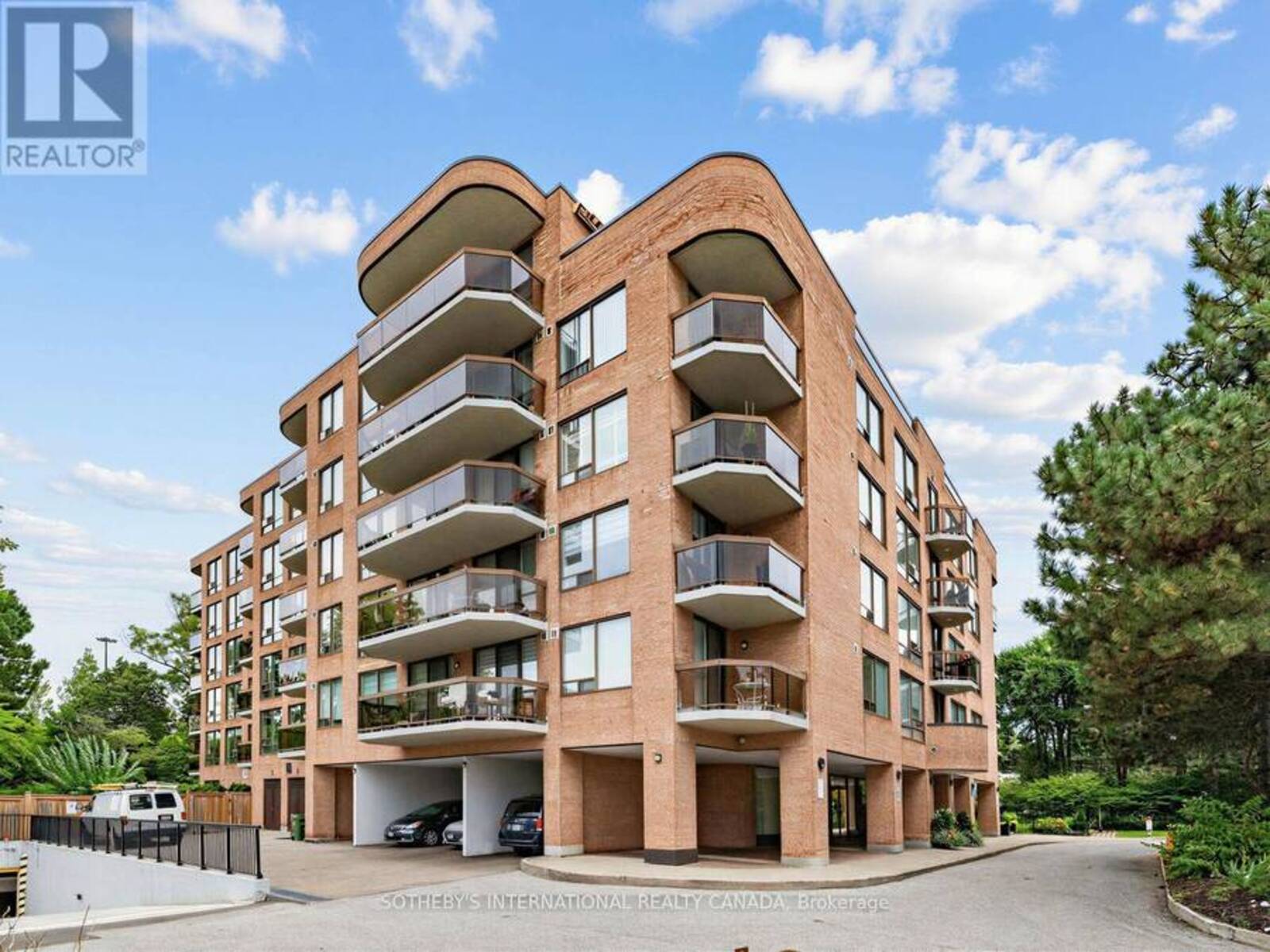 501 - 96 FIFESHIRE ROAD, Toronto, Ontario M2L 2X9