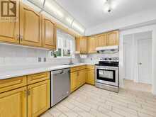 21 GROVE PARK CRESCENT | Toronto Ontario | Slide Image Eleven