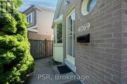 4069 CHELMSFORD COURT | Mississauga Ontario | Slide Image Two