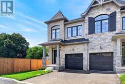3173 MAPLEHILL DRIVE | Burlington Ontario | Slide Image Two