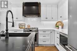 3191 MAPLEHILL DRIVE | Burlington Ontario | Slide Image Thirteen
