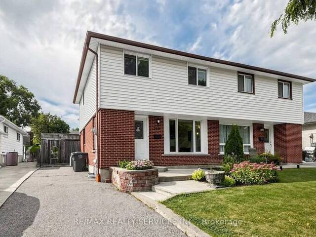 716 EAGLEMOUNT CRESCENT Mississauga Ontario, L5C 1N9 - 4 Bedrooms Home For Sale