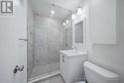 147 VIEWMOUNT AVENUE | Toronto Ontario | Slide Image Twelve