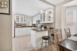 257 JOHN STREET | Toronto Ontario | Slide Image Thirteen