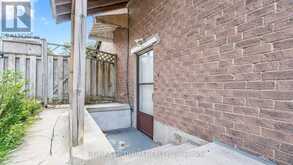 362 KINGSBRIDGE GARDEN CIRCLE | Mississauga Ontario | Slide Image Thirty
