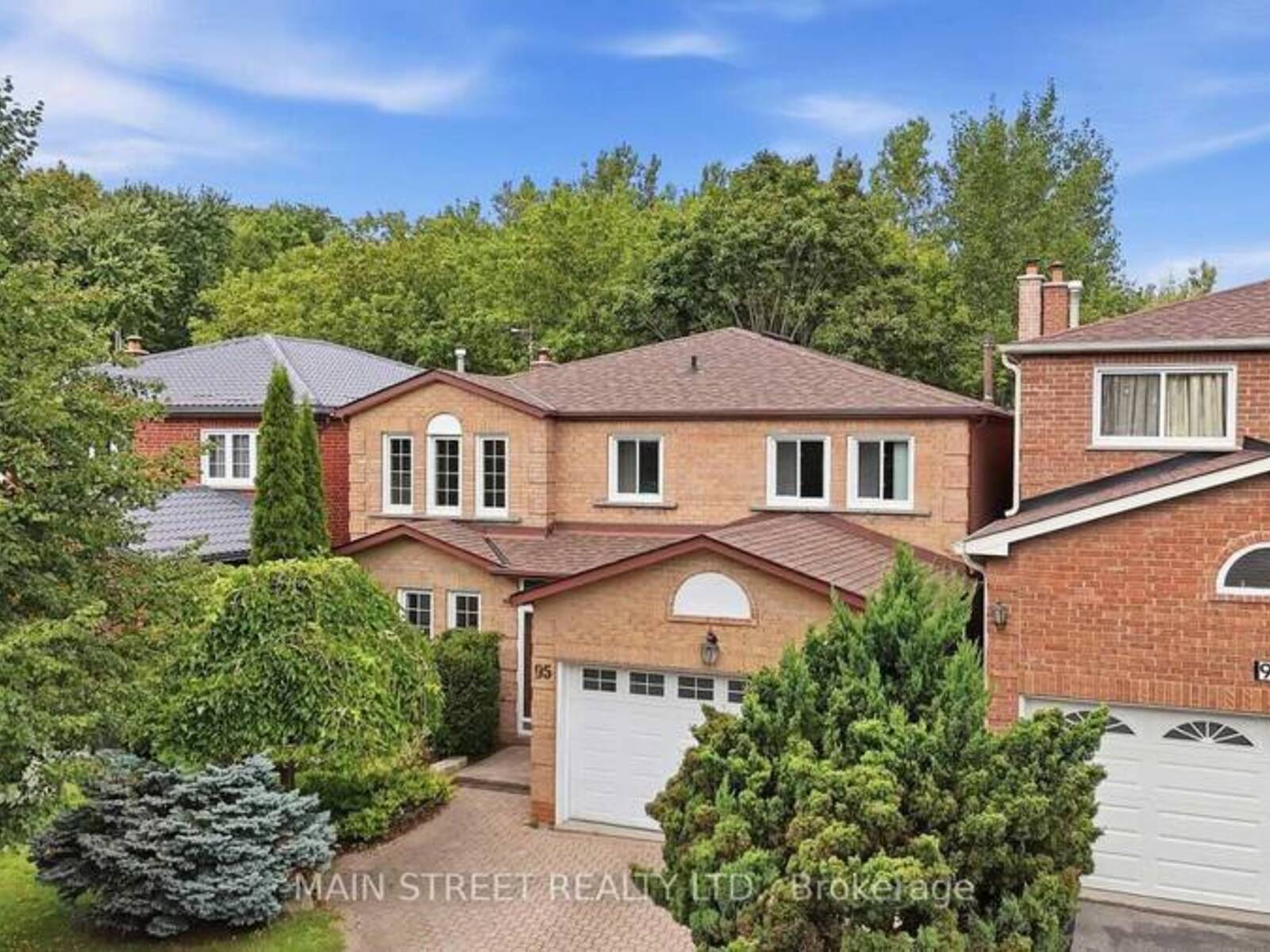 95 WHISTLING HILLS DRIVE, Toronto, Ontario M1V 3K7