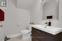 6 PLOWMAN LANE | Richmond Hill Ontario | Slide Image Nineteen