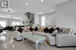 6 PLOWMAN LANE | Richmond Hill Ontario | Slide Image Twenty-five