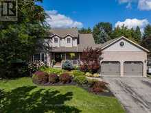 22 MCFADDEN DRIVE | Springwater Ontario | Slide Image One
