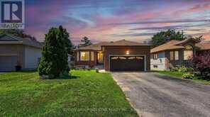 6 RIVERDALE DRIVE | Wasaga Beach Ontario | Slide Image One