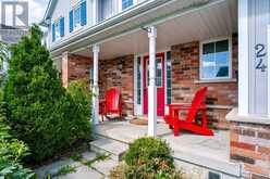 24 FALLINGBROOK CRESCENT | Lindsay Ontario | Slide Image Three