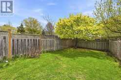 5 JAYS DRIVE | Whitby Ontario | Slide Image Thirty