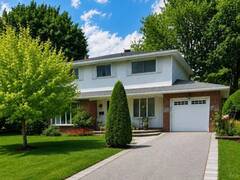 14 APPLE ORCHARD PATH Markham Ontario, L3T 3B6