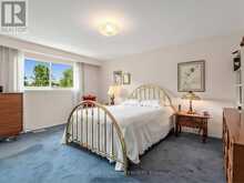 14 APPLE ORCHARD PATH | Markham Ontario | Slide Image Eighteen