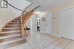 64 GOLF LINKS DRIVE | Aurora Ontario | Slide Image Ten