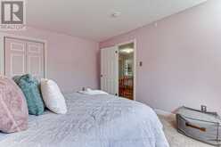 64 GOLF LINKS DRIVE | Aurora Ontario | Slide Image Forty-three