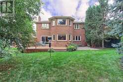 64 GOLF LINKS DRIVE | Aurora Ontario | Slide Image Fifty