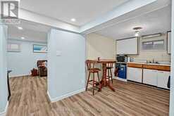 84 LONGFORD DRIVE | Newmarket Ontario | Slide Image Eighteen