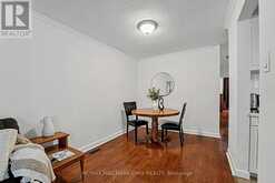 84 LONGFORD DRIVE | Newmarket Ontario | Slide Image Four