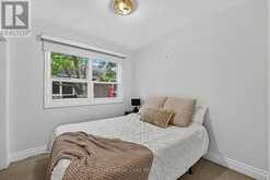 84 LONGFORD DRIVE | Newmarket Ontario | Slide Image Nine