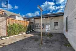 131R MILLICENT STREET | Toronto Ontario | Slide Image Six