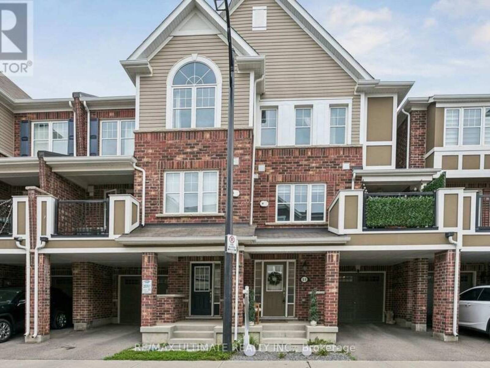 51 - 1222 ROSE WAY, Milton, Ontario L9E 1P1