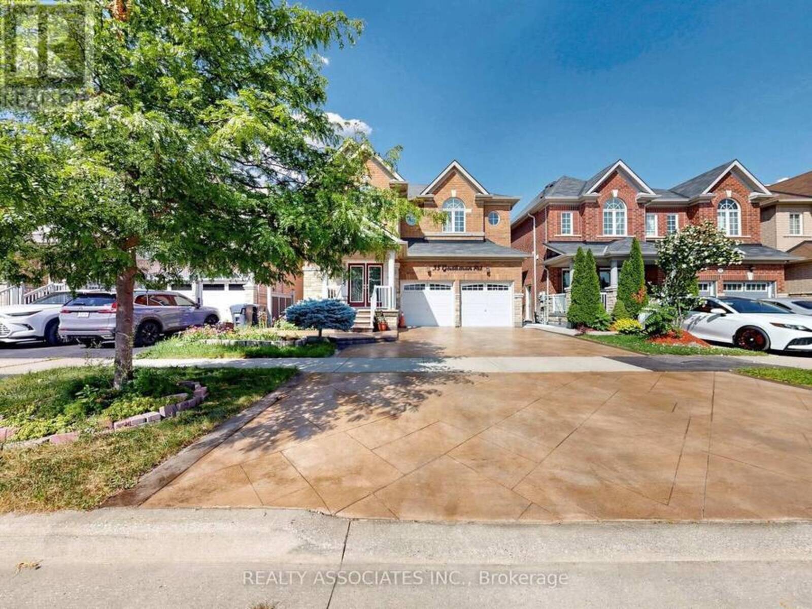 35 GODLIMAN ROAD, Brampton, Ontario L6X 5G3