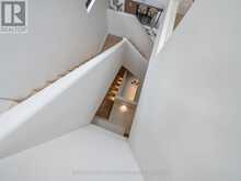 239 BORDEN STREET | Toronto Ontario | Slide Image Nineteen