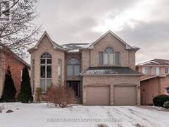 23A MACKAY DRIVE Richmond Hill Ontario, L4C 6N9