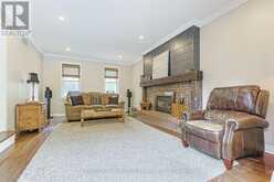 25 GRANT COURT | East Gwillimbury Ontario | Slide Image Eleven