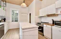 4359 HEPINSTALL LANDING | Washago Ontario | Slide Image Eight