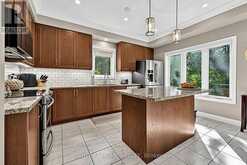 6 BOVILLE COURT | Oro-Medonte Ontario | Slide Image Eight