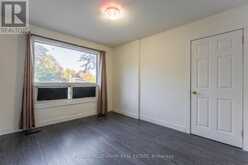 33B COLLEGE CRESCENT | Barrie Ontario | Slide Image Twelve