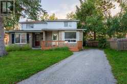 33B COLLEGE CRESCENT | Barrie Ontario | Slide Image Four