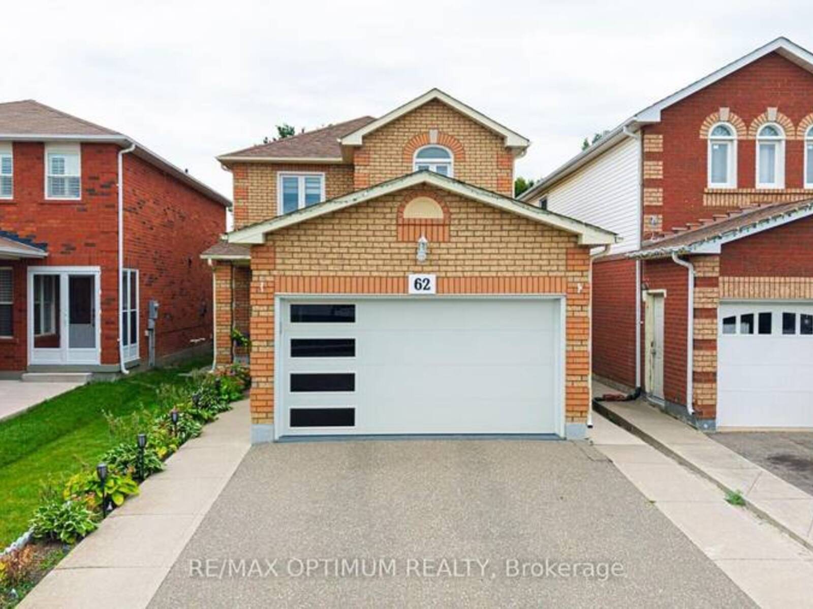 62 MEADOWLARK DRIVE, Brampton, Ontario L6Y 4V6