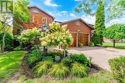 1380 BISHOPSTOKE WAY | Oakville Ontario | Slide Image Four